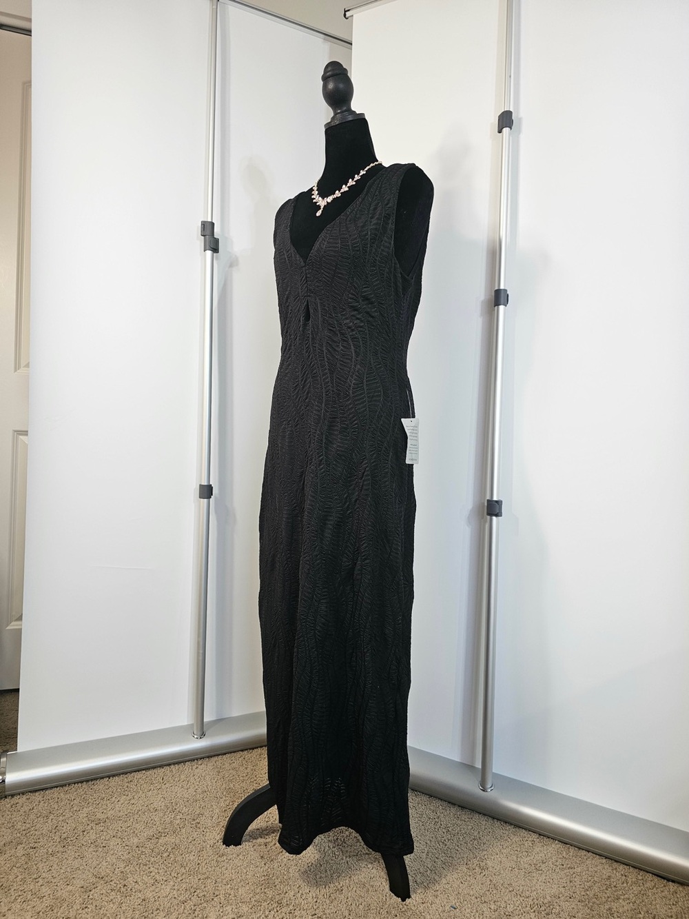 #149 Lush Black Textured V-Neck Maxi Dress – NWT Size XL